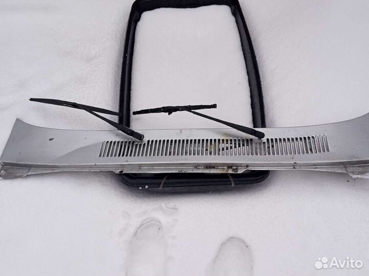 Двери на волгу 31105