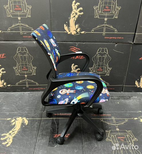 Компьютерное кресло новое