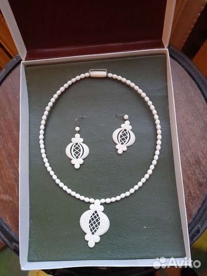 Украшения из кости СССР