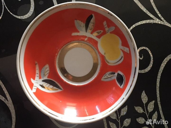 Блюдце Золотое яблоко фарфор Полонное