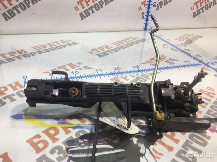 Тойота Камри Ручка наружняя передней двери Лев