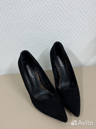 Туфли женские 38 размер черные замшевые