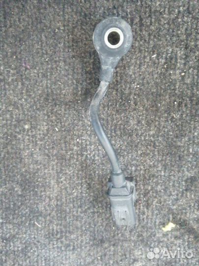 Датчик детонации Honda Civic ES1 D15A