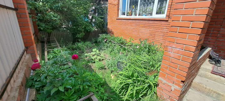 Дом 300 м² на участке 12 сот.