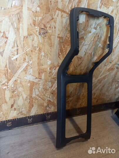 Накладка подлокотника Opel Antara