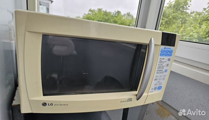 Микроволновая печь с грилем анти-бактериальная