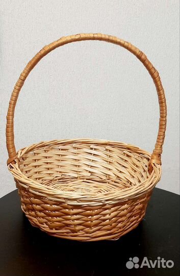 Корзина плетеная