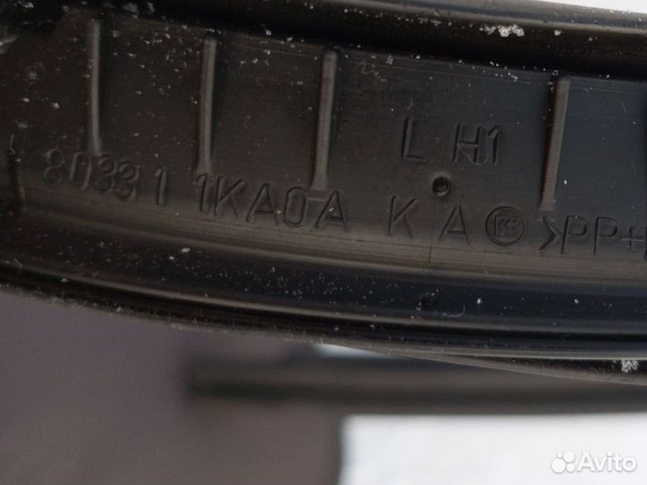 Уплотнитель стекла двери передней левой Nissan Juk