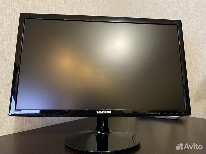 Монитор 21.5'' Samsung 60Гц, 1920х1080