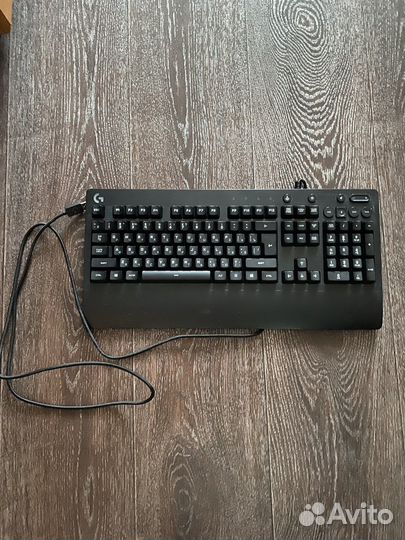 Игровая клавиатура Logitech G213