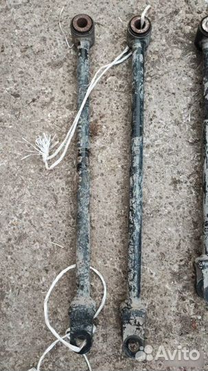 Тяга поперечная задняя Renault Duster