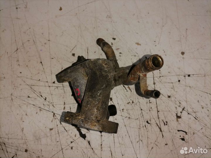 Корпус термостата CD20T Nissan