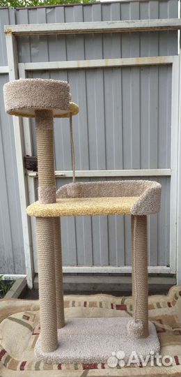 Домик для кошки с когтеточкой новый