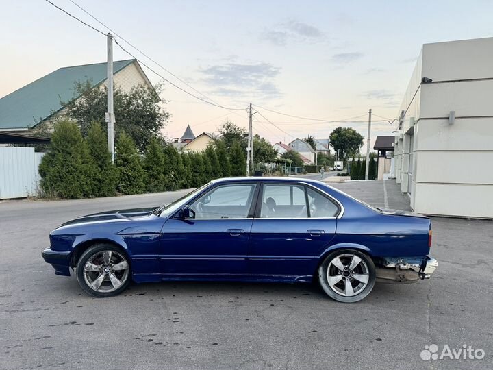 BMW 5 серия 2.5 МТ, 1990, 123 456 км