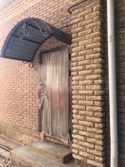 Коттедж 210 м² на участке 6 сот.