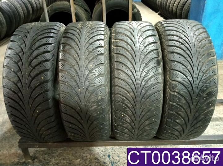Goodyear UltraGrip Extreme 225/60 R17 96T