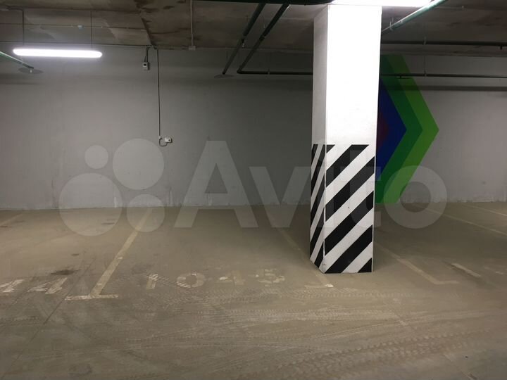 Машиноместо, 14 м²