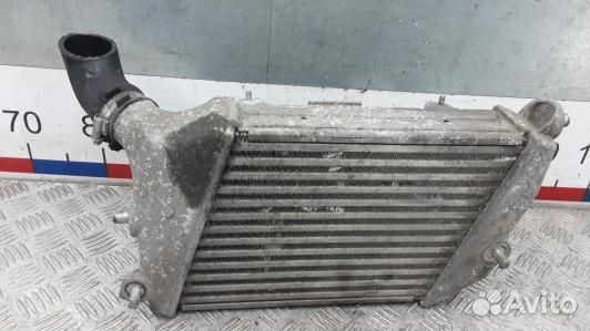 Радиатор интеркуллера audi A8 D3 (HEA28KC02)