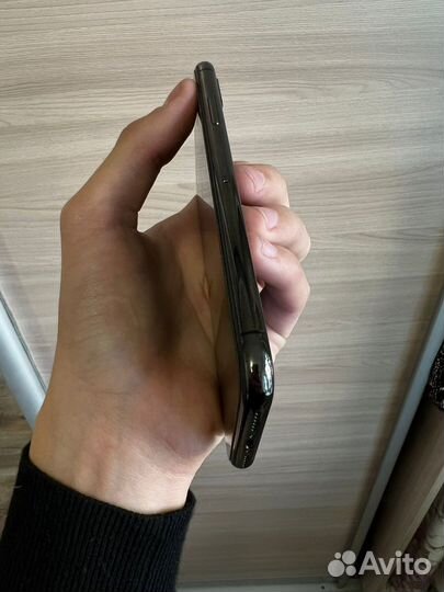 iPhone x 64gb