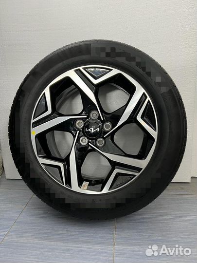 Новые.Оригинал.Kia Sportage 2022 235/65r17