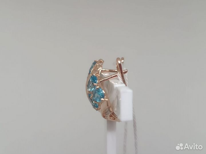 Золотые серьги с камнями 585