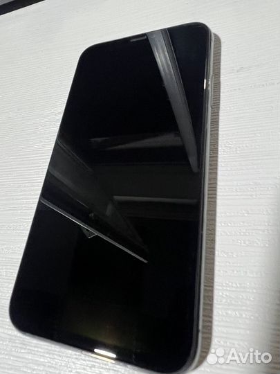 iPhone X, 64 ГБ