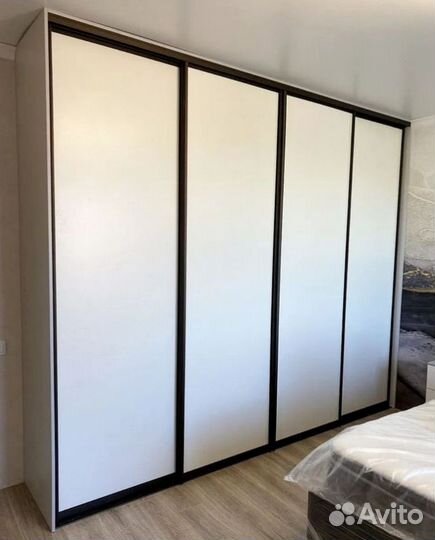 Шкафы на заказ / Гардеробная