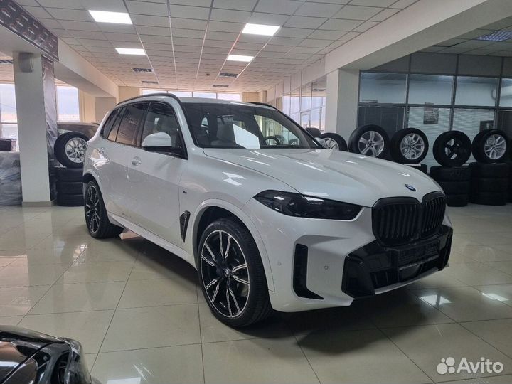 BMW X5 3.0 AT, 2023, 11 000 км