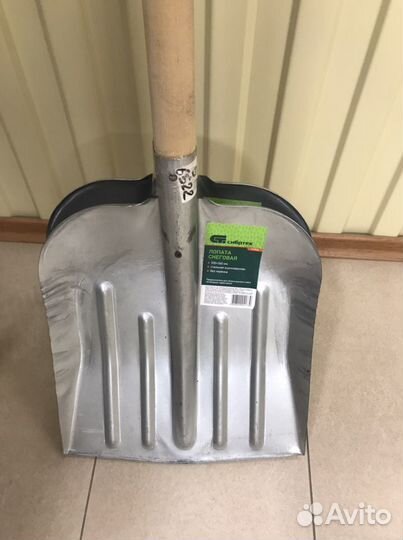 Лопата снеговая