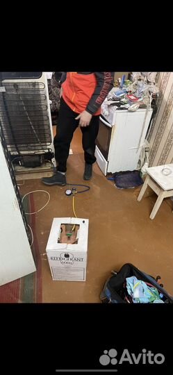 Шумит холодильник