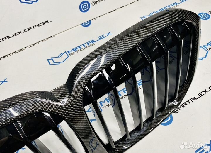 Решетка радиатора BMW X7 G07 карбон