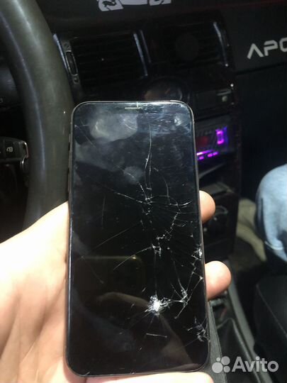 iPhone Xs, 64 ГБ