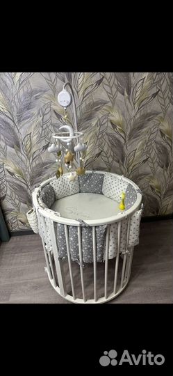 Детская кроватка