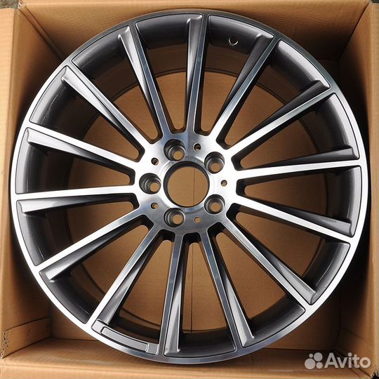 Диск литой Replica 836 R18 5*112 GMF