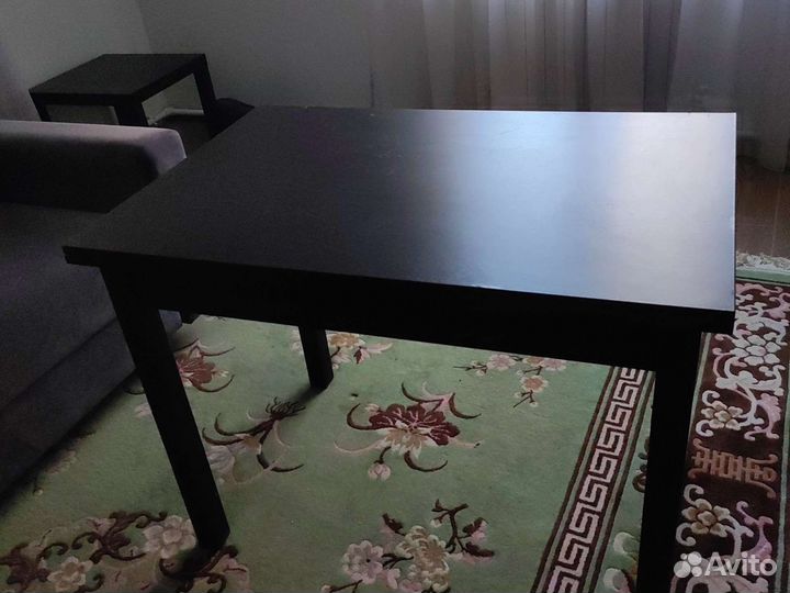 Стол обеденный