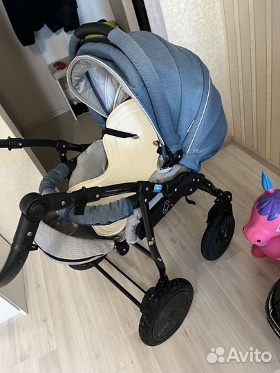 Коляска zippy 3 в 1