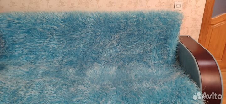 Мех, покрывало, накидка на диван и кресла