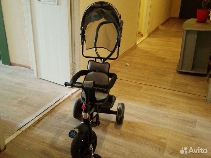 Велосипед детский с ручкой