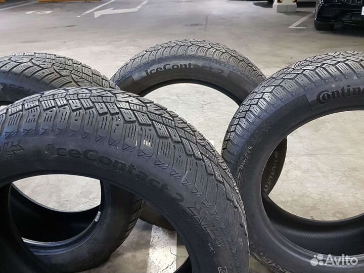 Continental IceContact 2 SUV 255/50 R19 107T