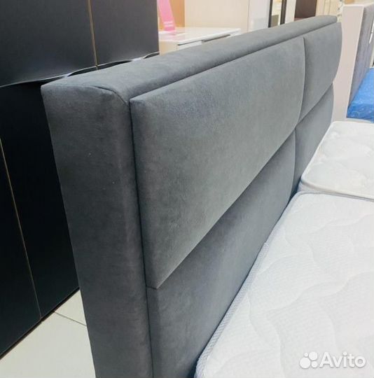 Кровать с механизмом