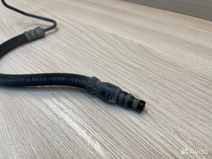 Трубка цилиндра сцепления Volkswagen Polo