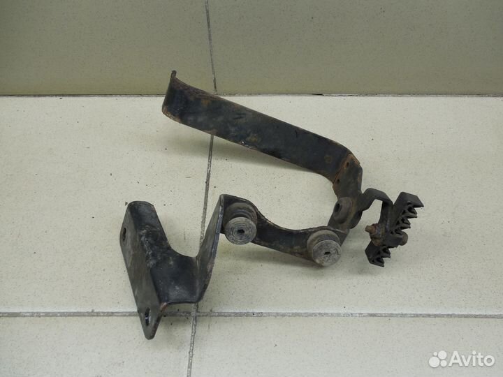 Кронштейн блока ABS (насос) Santa Fe (SM) / Santa