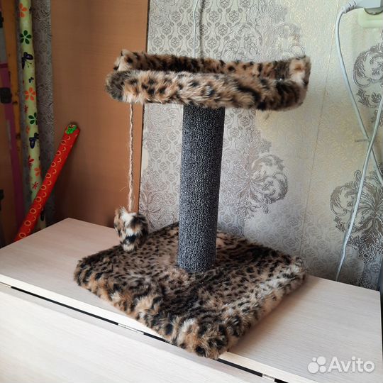 Когтеточка с домиком