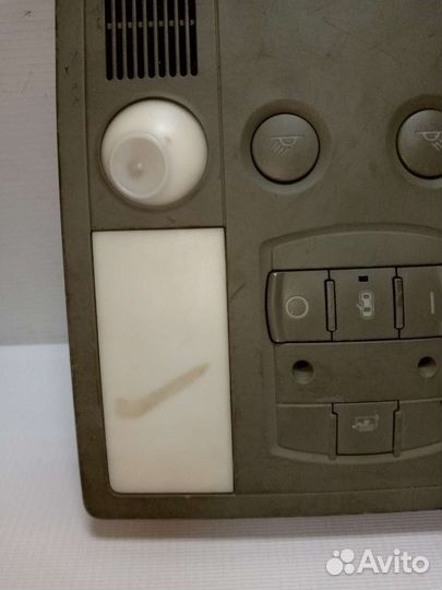 Audi a8 d3 плафон салонный задний