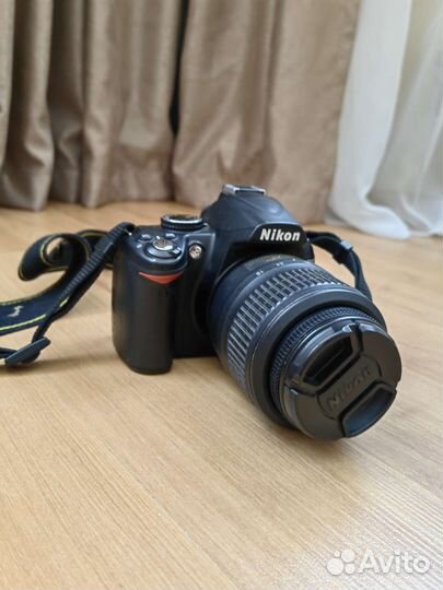 Зеркальный фотоаппарат Nikon d3000
