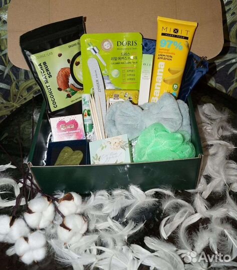 Подарочный бокс / бьюти бокс