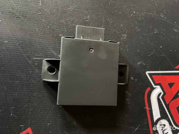 Блок управления сигнализацией Volkswagen Touareg