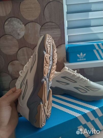 Кроссовки Adidass