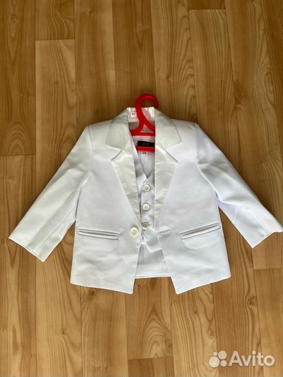 Брючный костюм тройка на мальчика