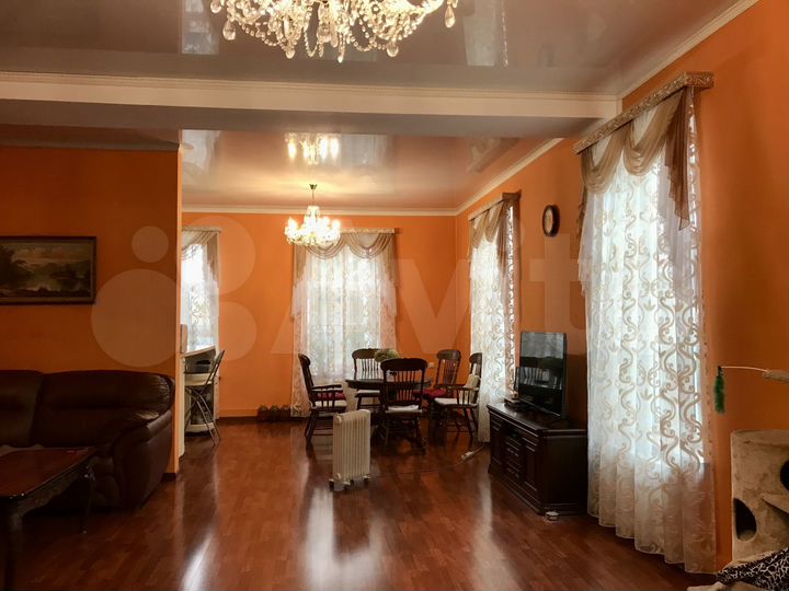 Дача 193,8 м² на участке 12 сот.